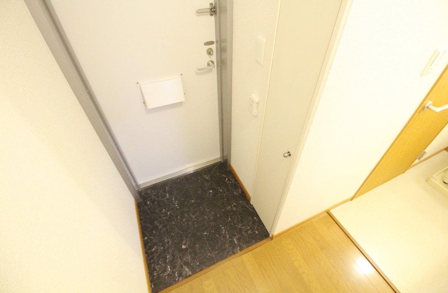 Room image 15