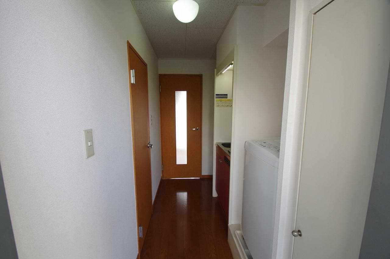 Room image 16