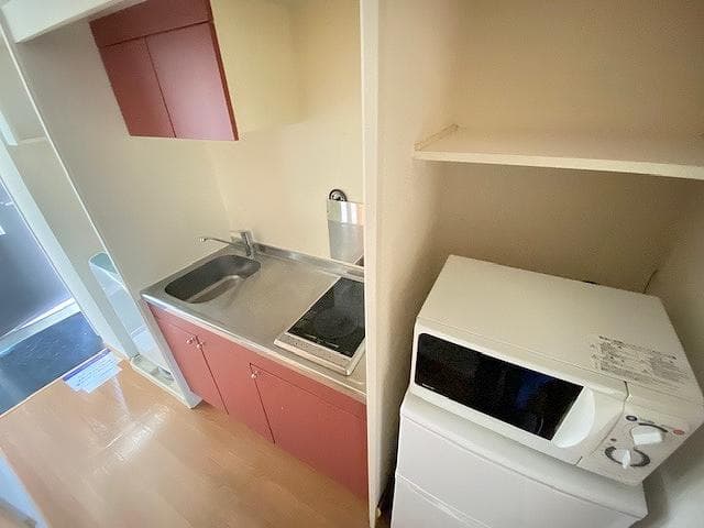 Room image 16