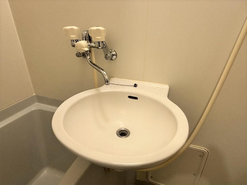 Room image 12