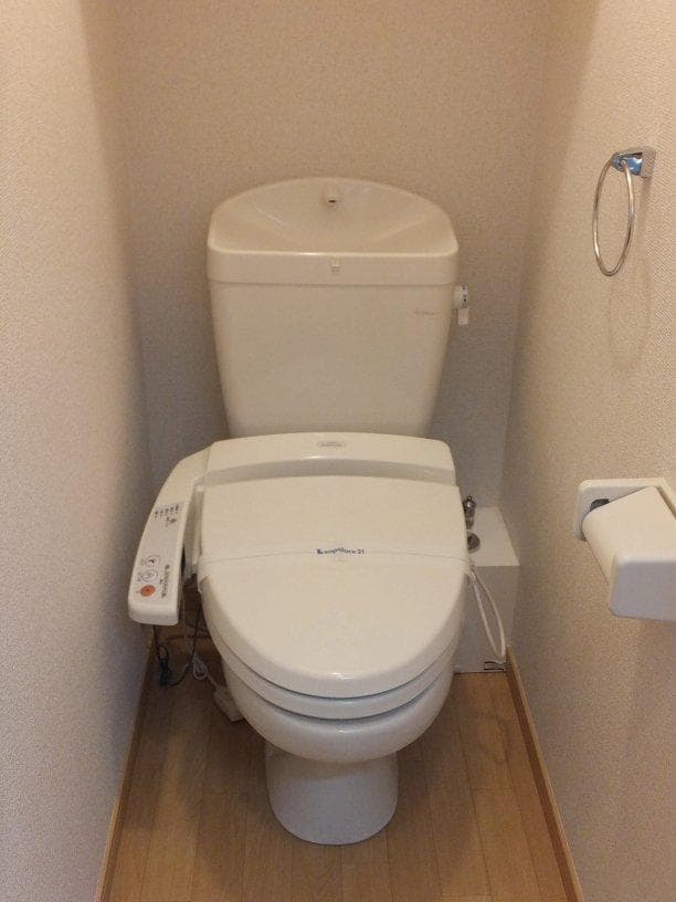 Room image 12