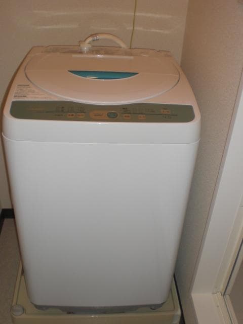 Room image 12