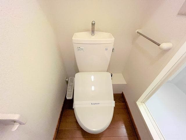 Room image 9