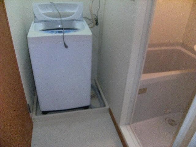 Room image 10