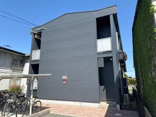 Main exterior of leopalace Miyako