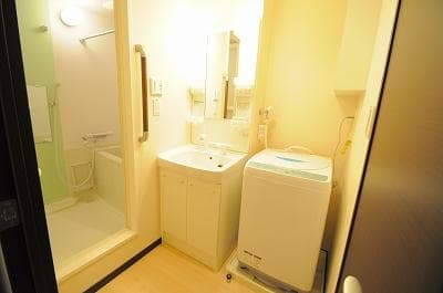 Room image 11