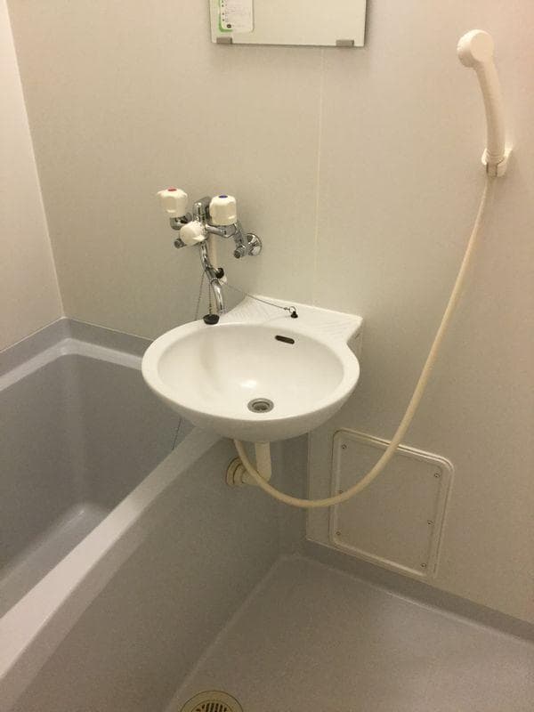 Room image 8