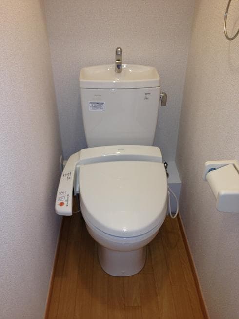 Room image 15