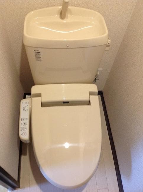 Room image 9