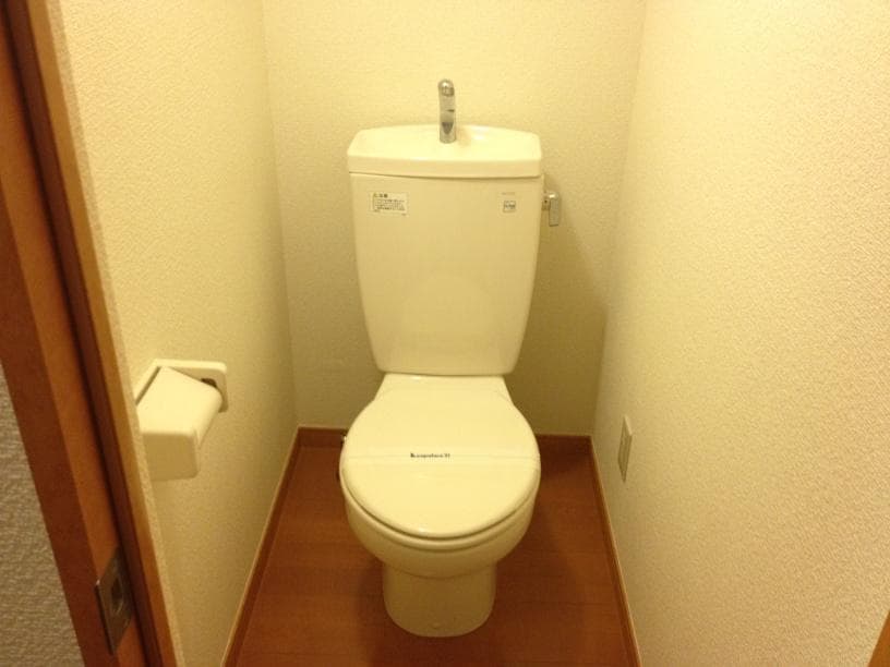 Room image 9