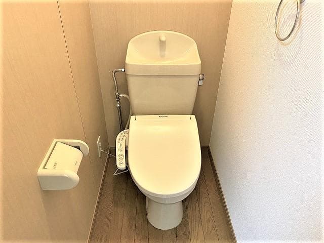 Room image 9