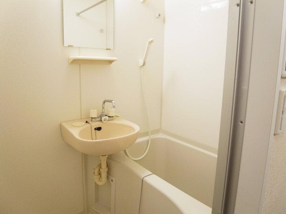 Room image 16