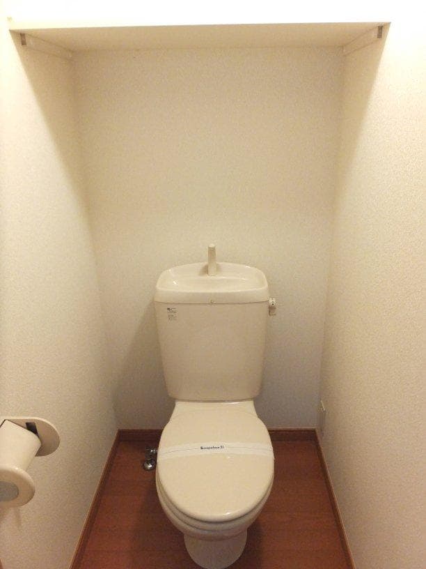 Room image 11