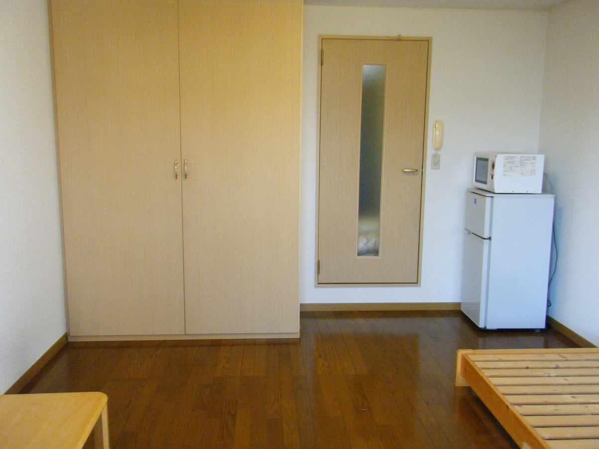 Room image 10