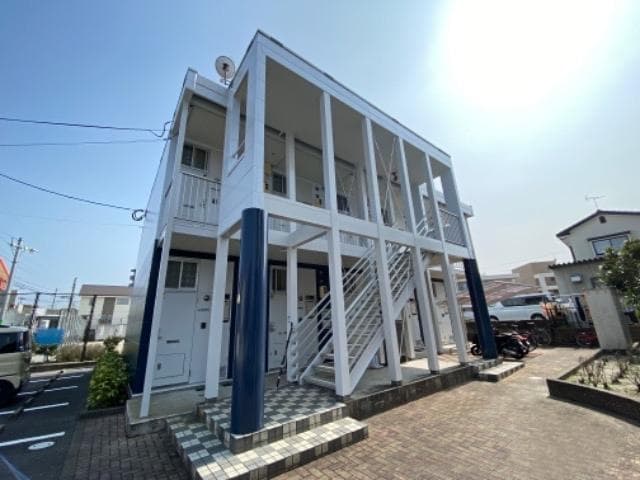 Main exterior of leopalace Happiness II