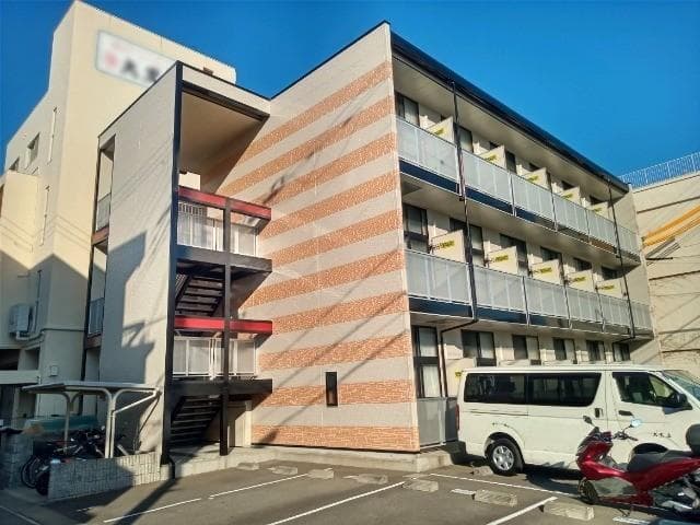 Main exterior of leopalace ASHIHARA