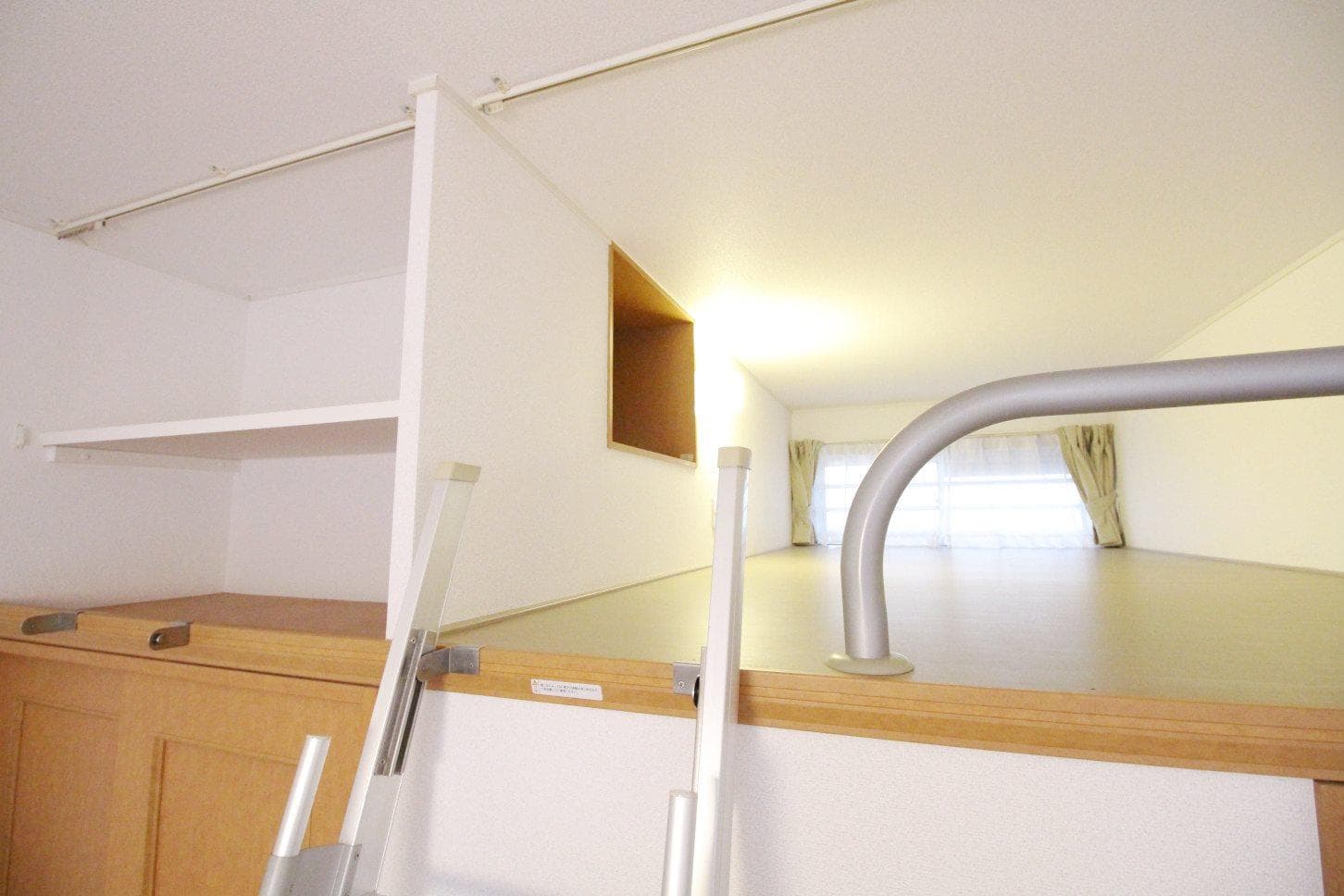 Room image 12