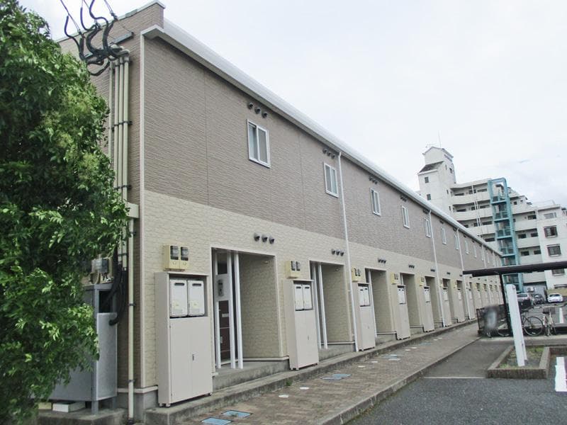 Main exterior of leopalace Happiness 2