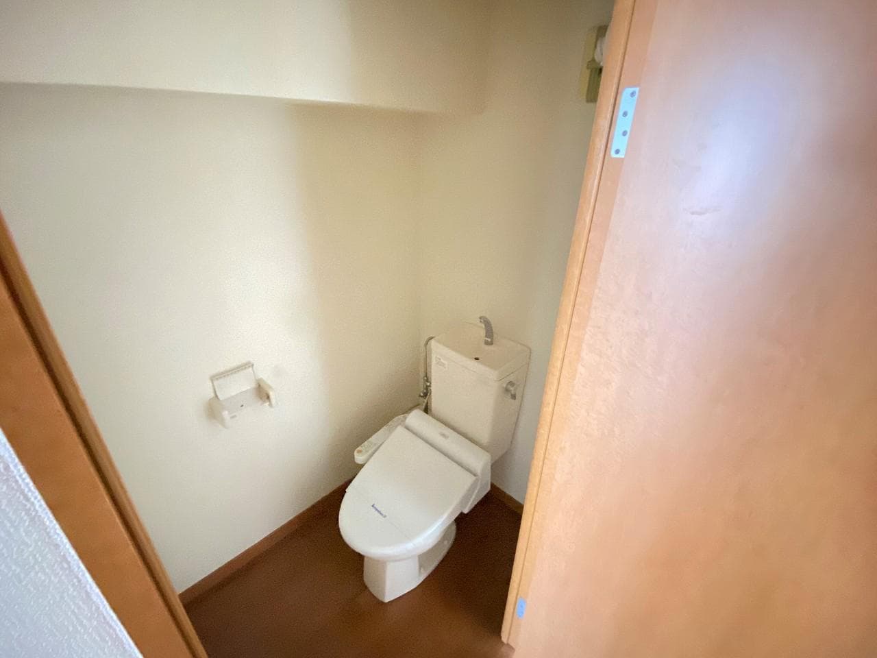 Room image 9