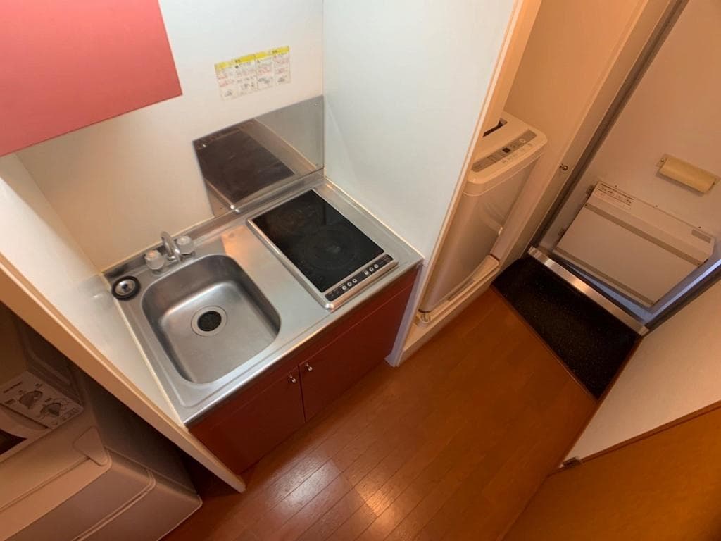 Room image 11
