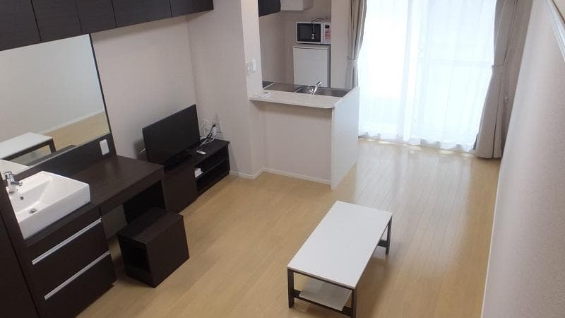 Room image 12