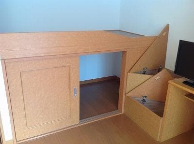 Room image 10