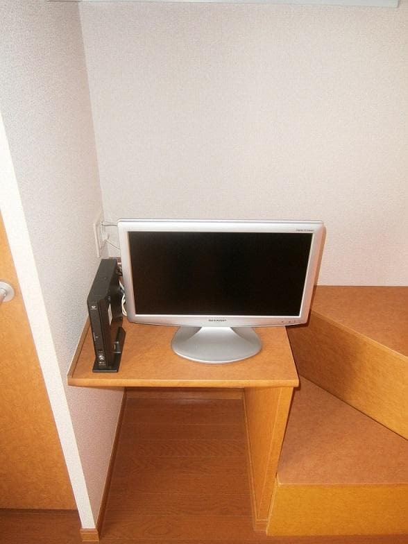 Room image 8