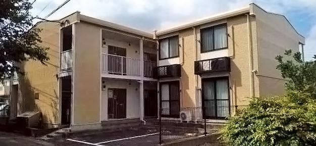 Main exterior of leopalace Yokota