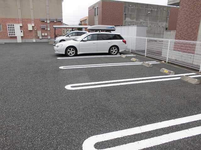 Room image 15