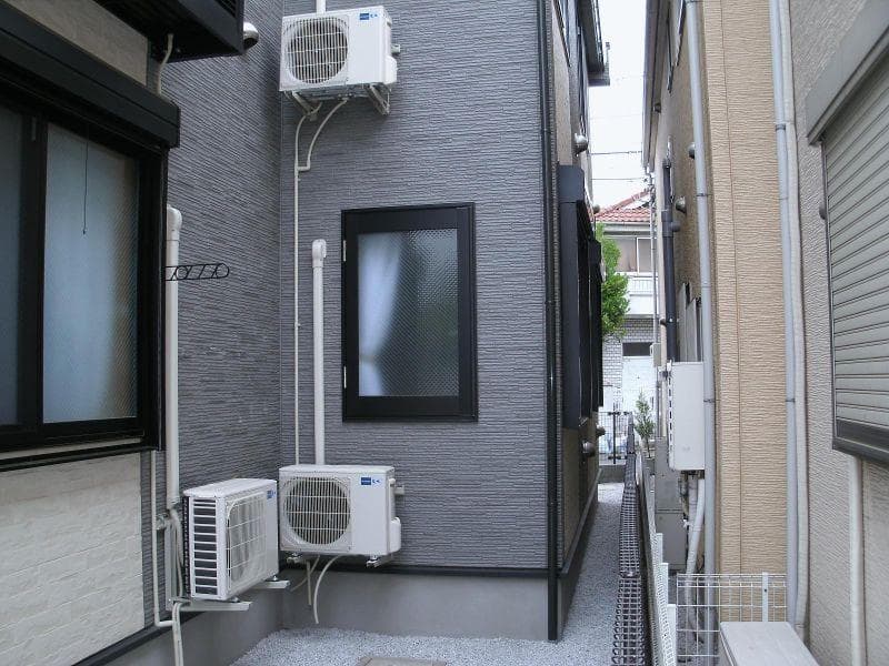 Room image 16