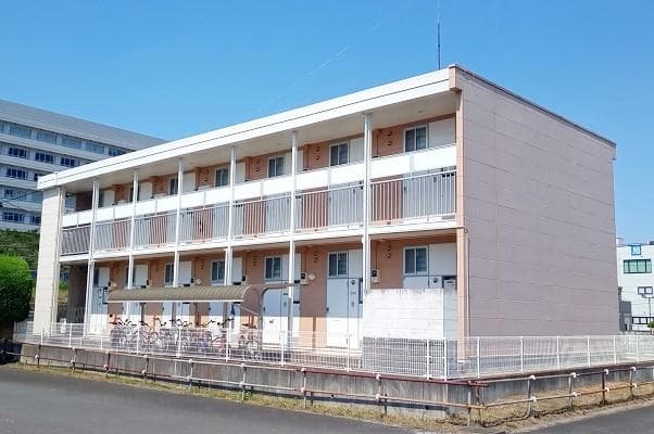 Main exterior of leopalace Premier Bouseidai