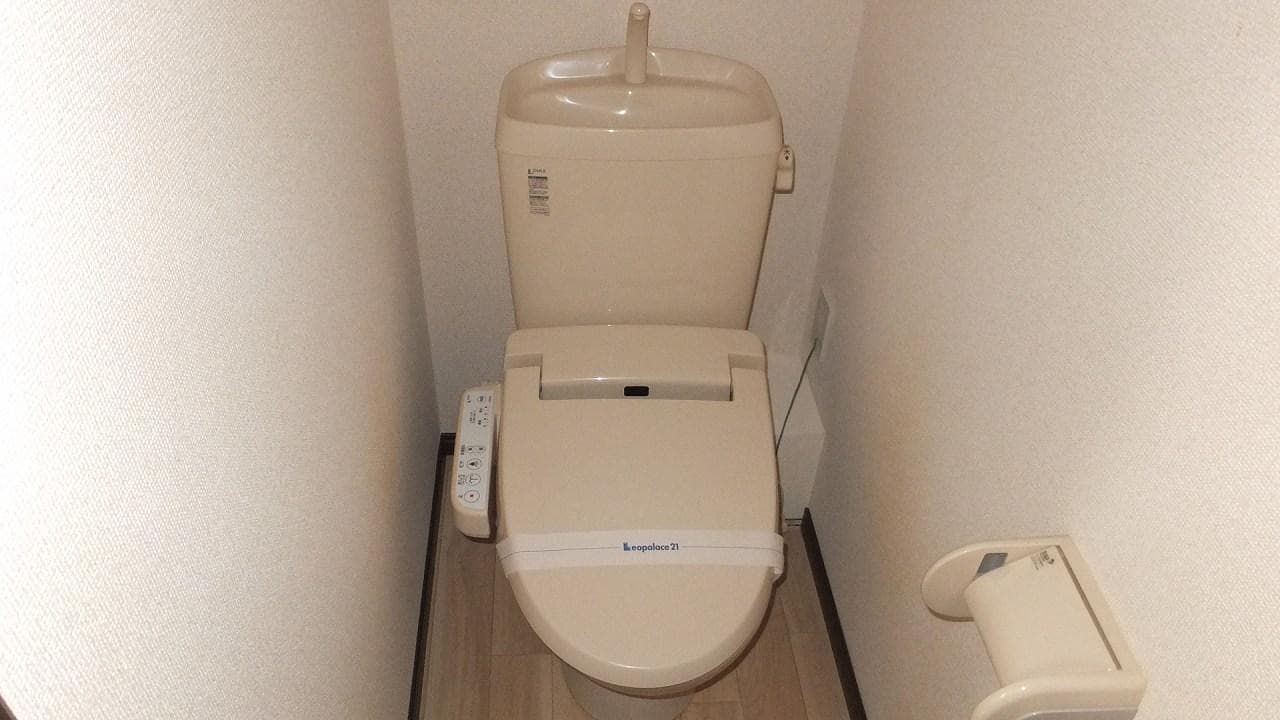 Room image 11