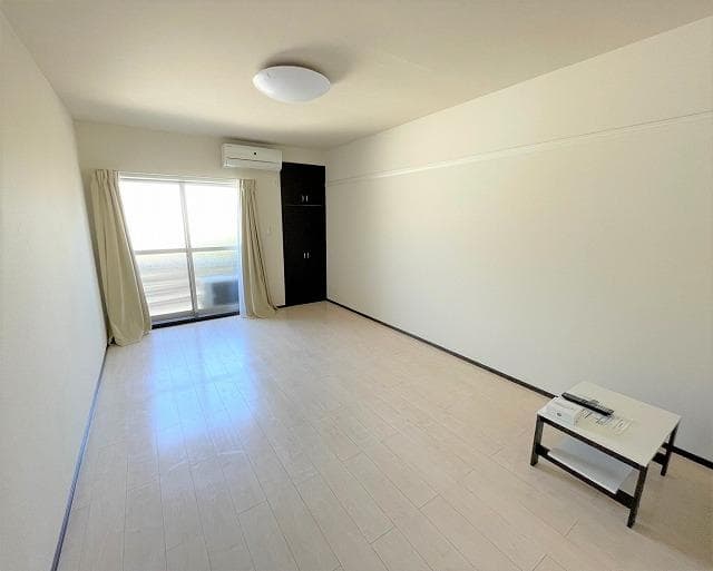 Preview interior of MIRANDA Prejour II