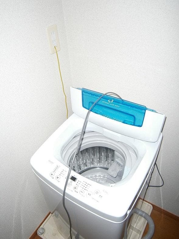 Room image 12