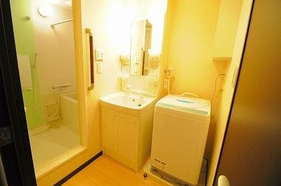 Room image 11