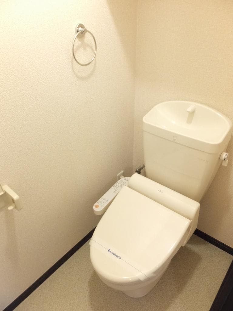 Room image 11