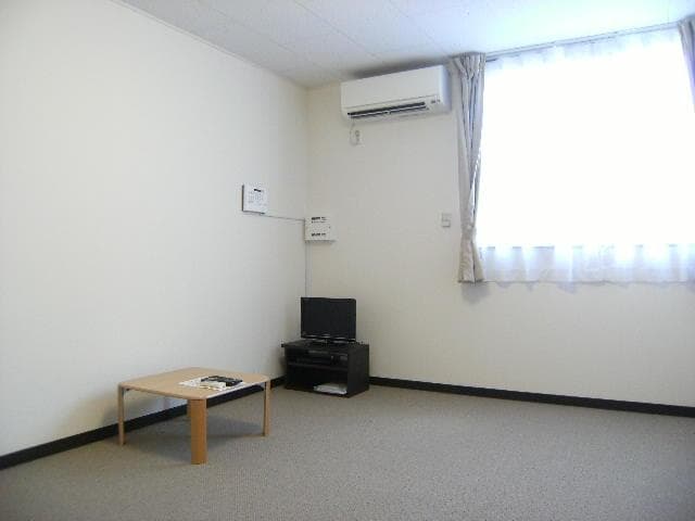 Preview interior of LEONEXT NAKAJUKU II