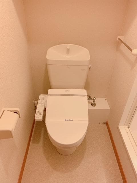 Room image 9