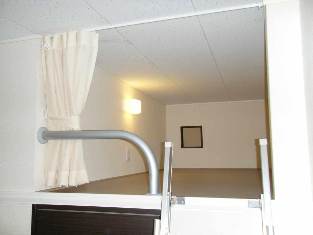 Room image 11