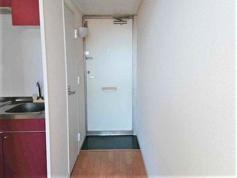 Room image 8