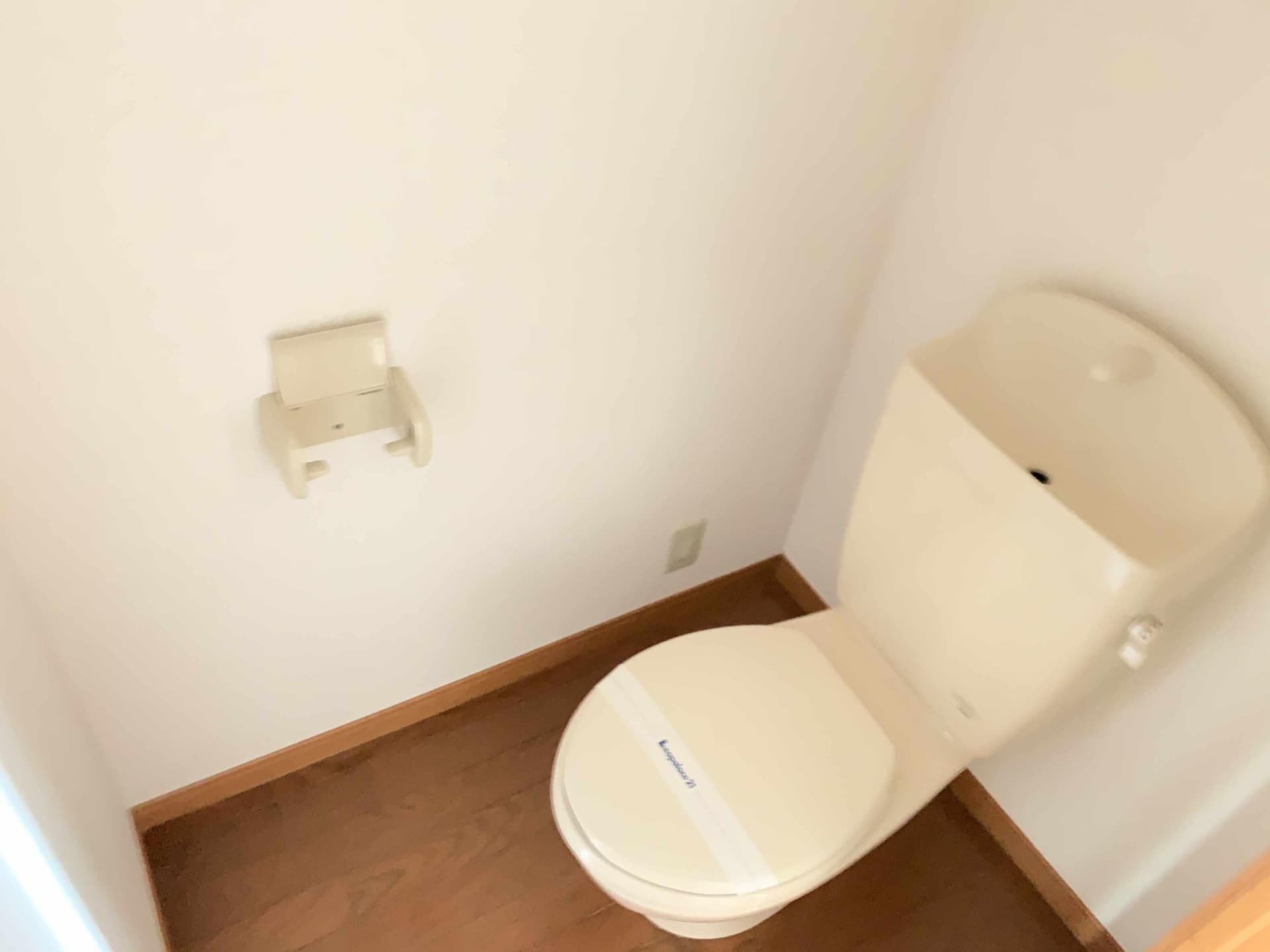 Room image 9