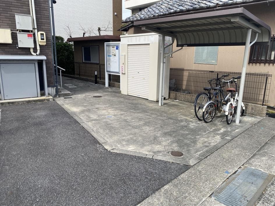 Room image 11