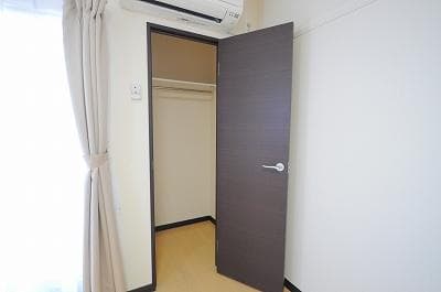 Room image 15