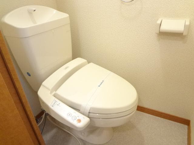 Room image 11