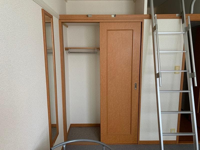 Room image 11
