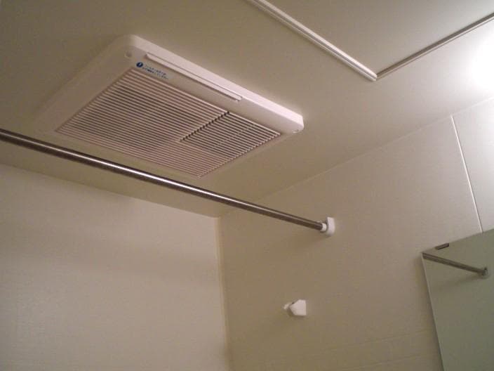 Room image 15