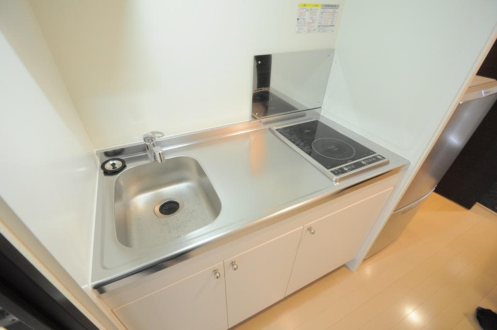 Room image 12