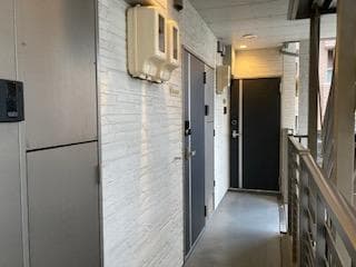 Room image 16
