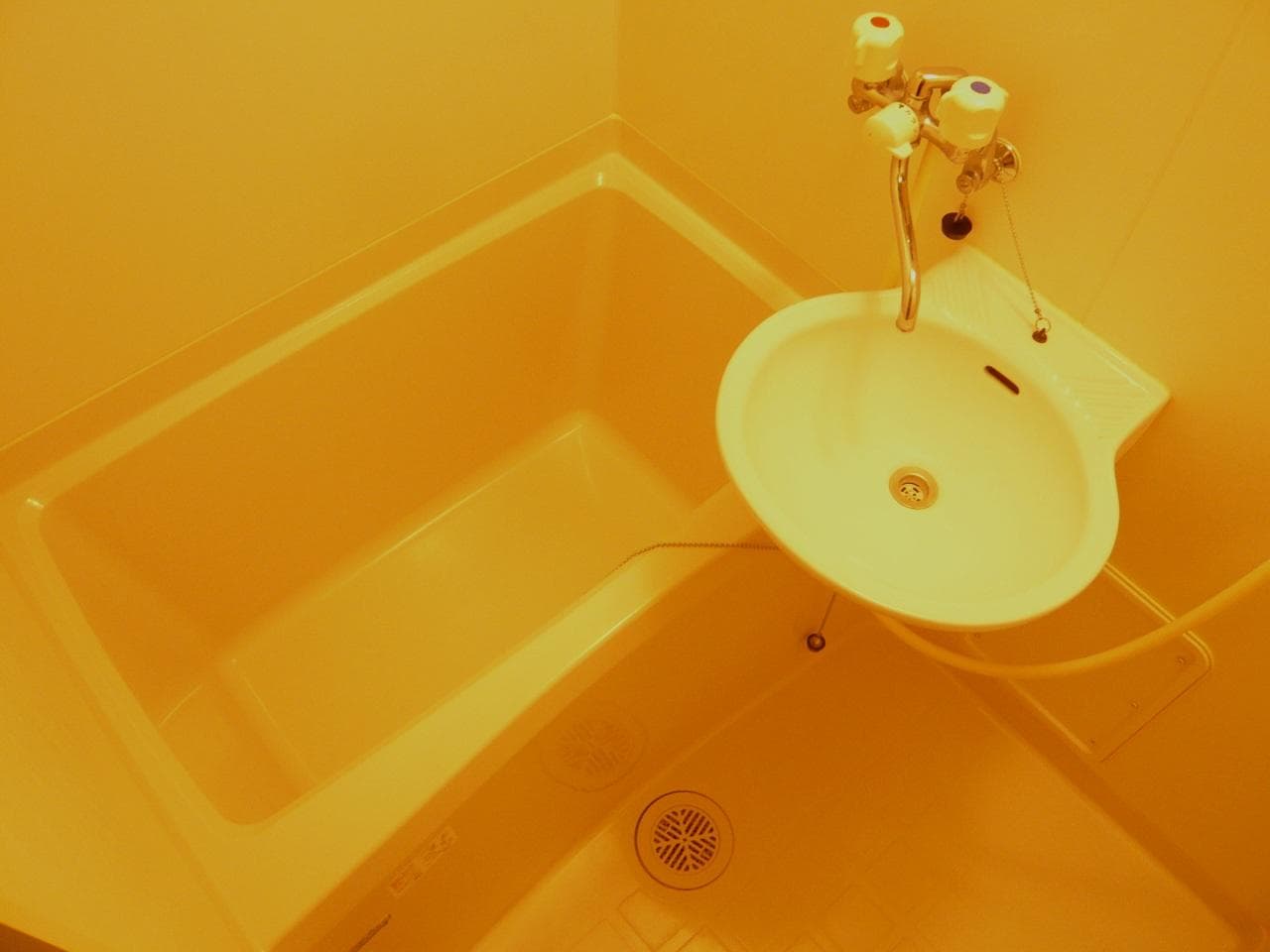 Room image 11