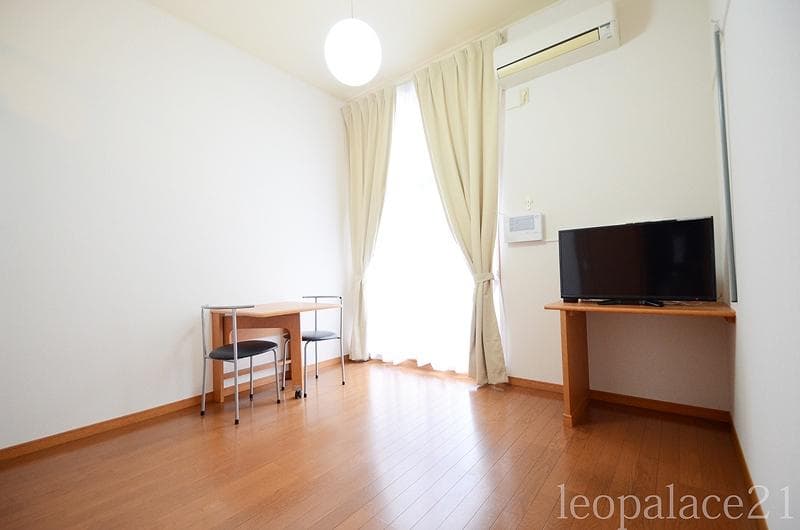 Preview interior of leopalace Pifs